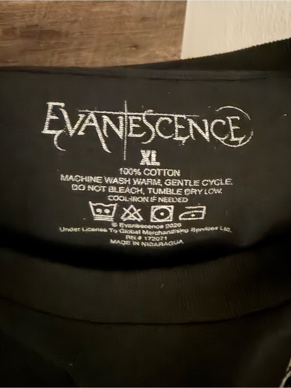 🆕 Evanescence Band Tee - Picture 3 of 3